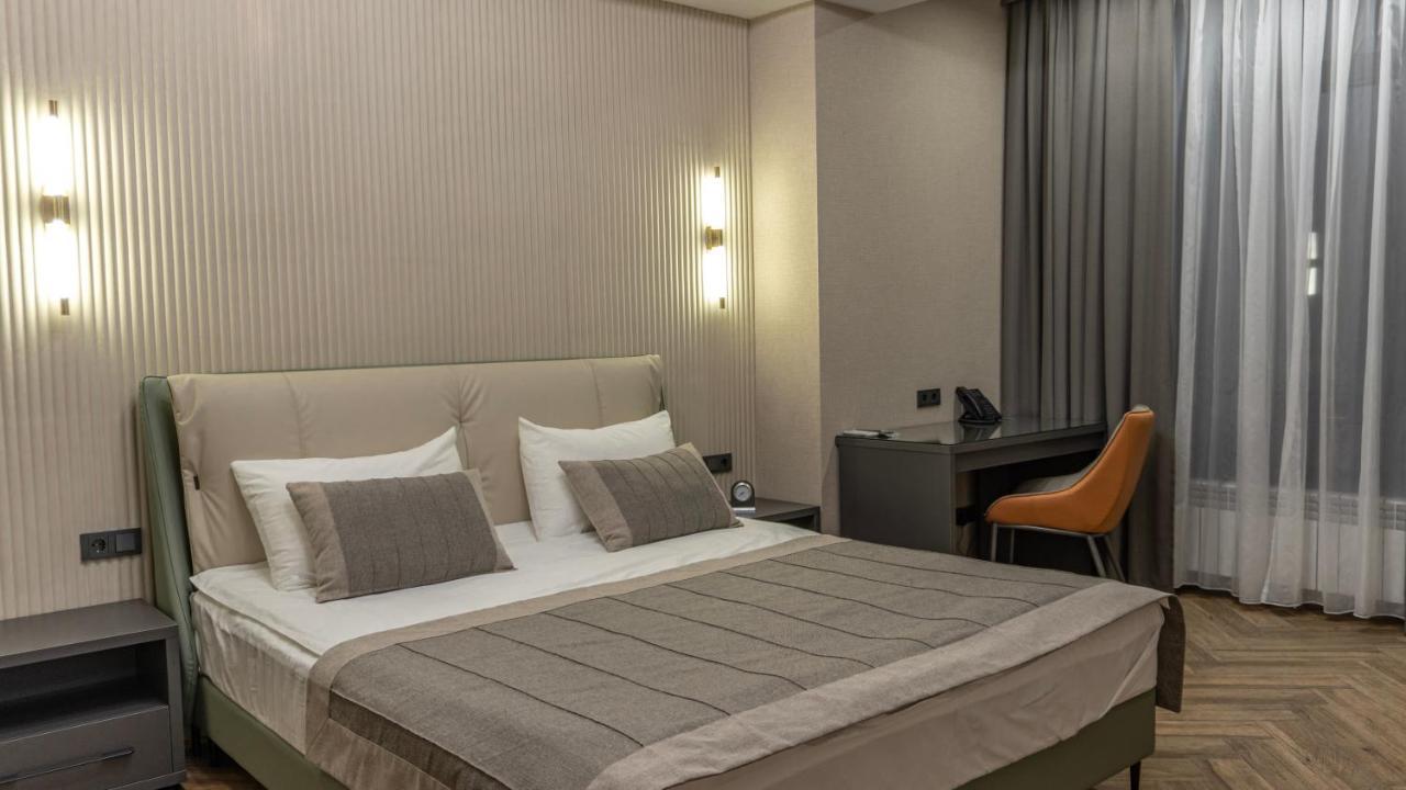 Five Hotel Bishkek Exterior photo