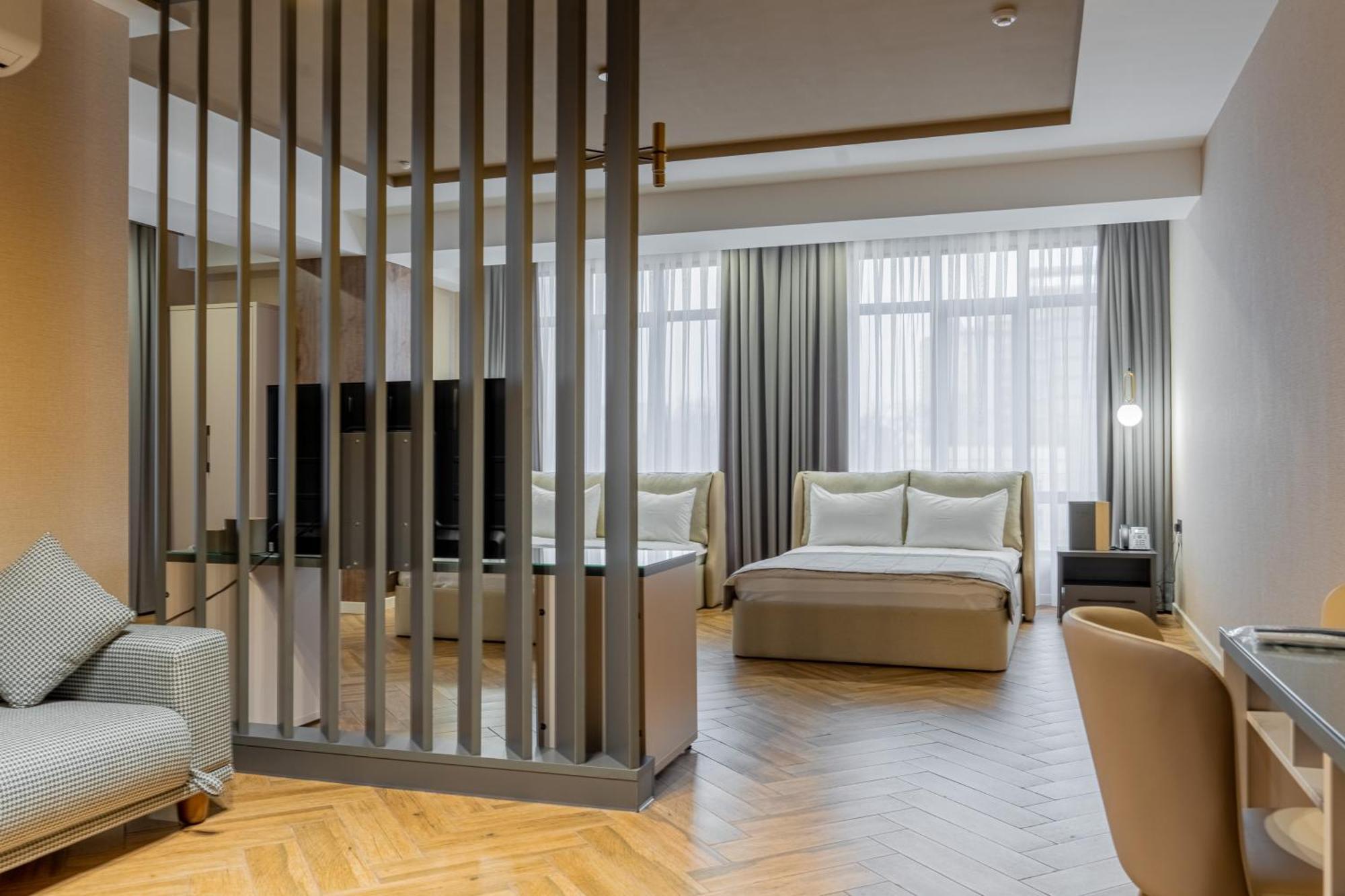 Five Hotel Bishkek Exterior photo